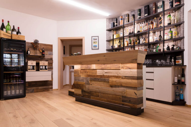 Interiér dub markant masivní podlaha FEEL WOOD 03